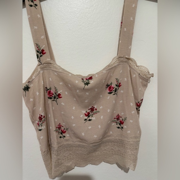 Forever 21 floral tank size medium - Picture 4 of 4